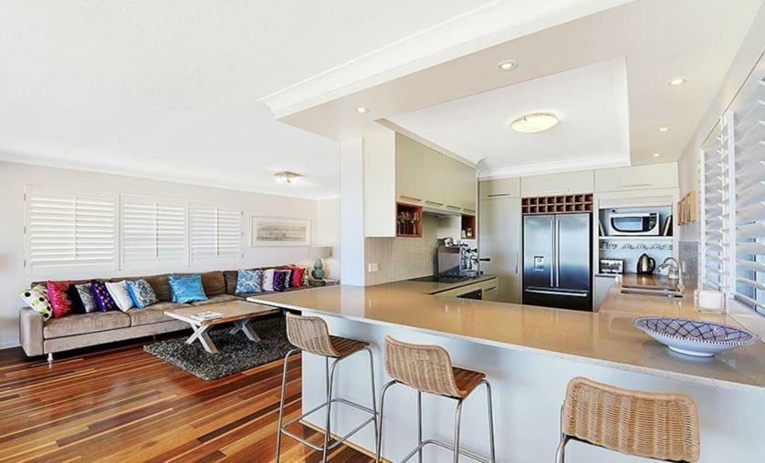 Beachfront Beauty! Gold Coast Esterno foto